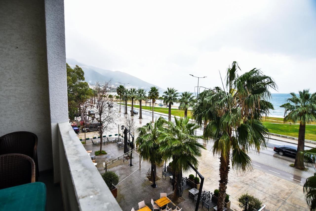 Seaview Apartment Vlore Bagian luar foto